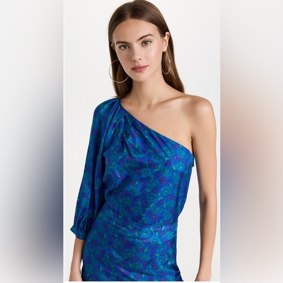 - Veronica Beard 2 piece blouse and skirt set - size 4 - Picture 5 of 12